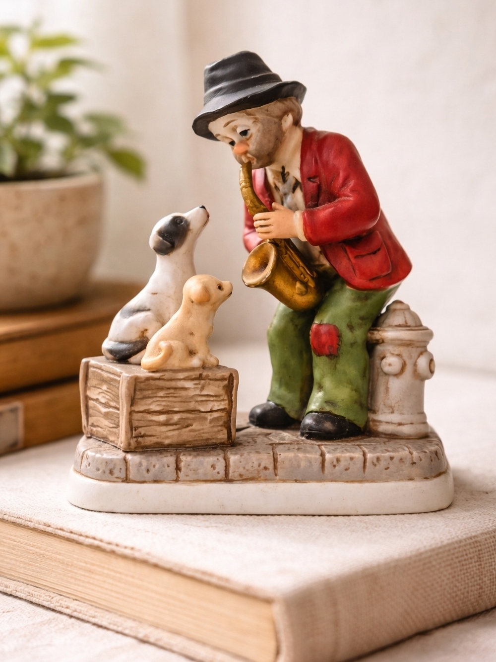 Vintage Melody in Motion Figurine Dogs Saxophone